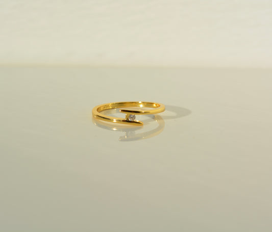 Gold Cubic zirconia Crossover ring