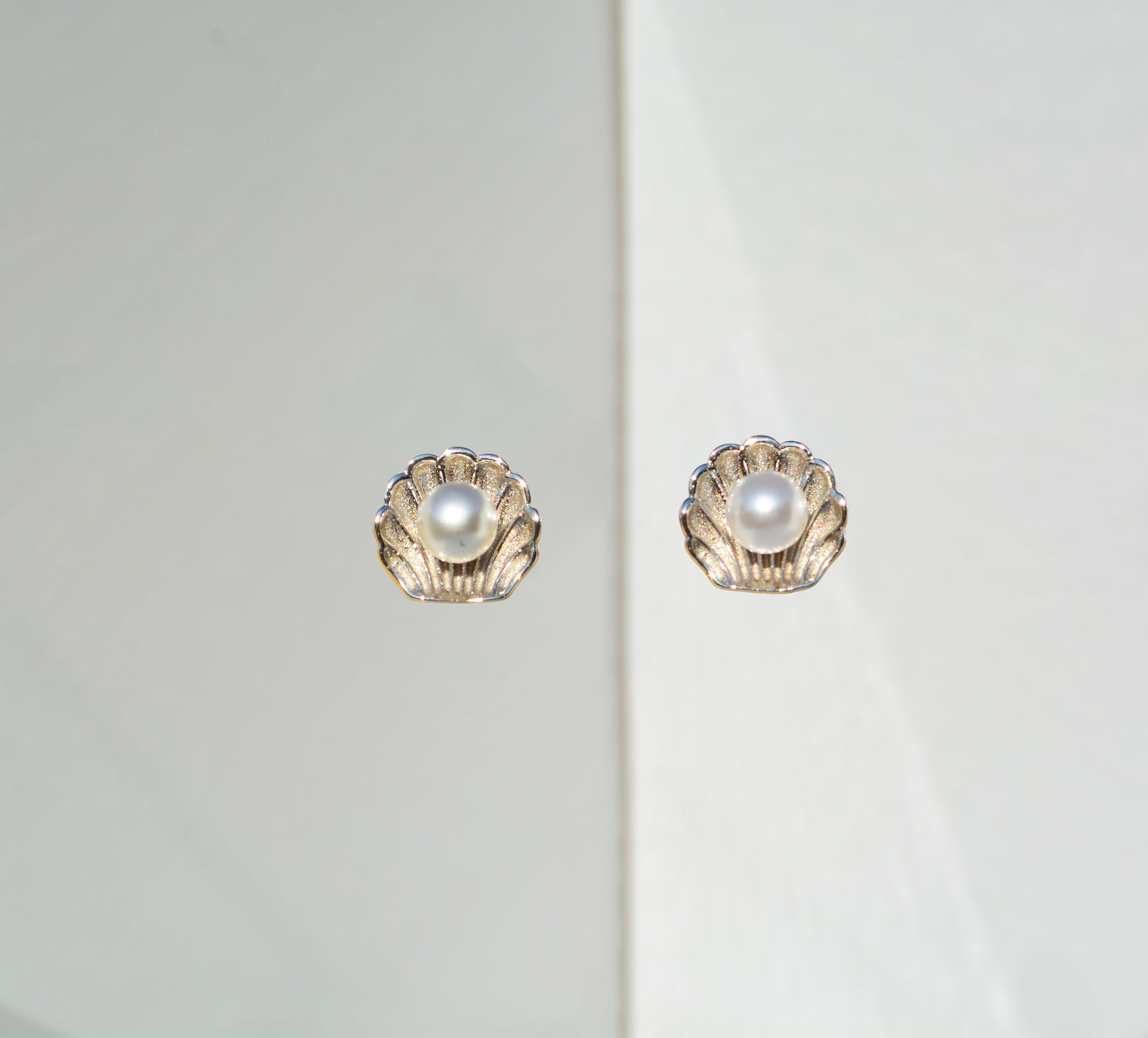 Calico Pearl stud Earrings