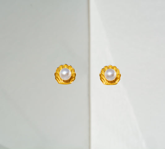 Calico Pearl stud Earrings