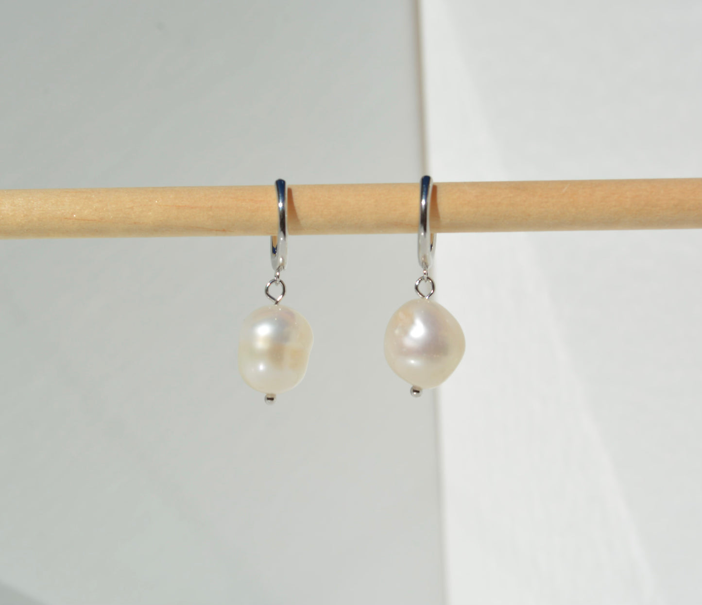 Fresh Water Pearl Earring